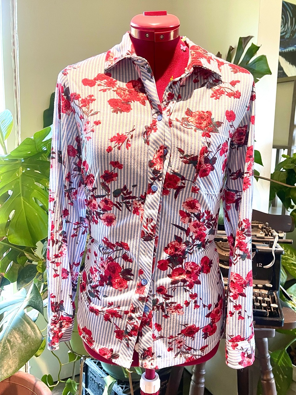 Women’s Floral Stripe Button-Up Blouse - Red Floral